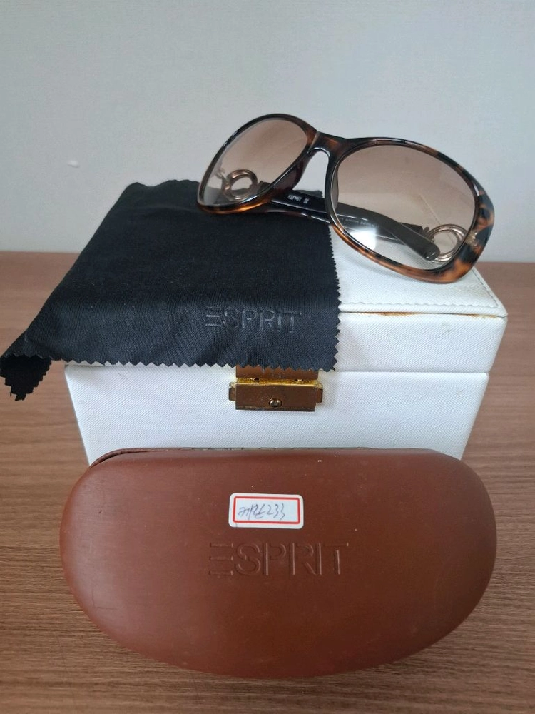 ESPIRIT 선글라스 이미지