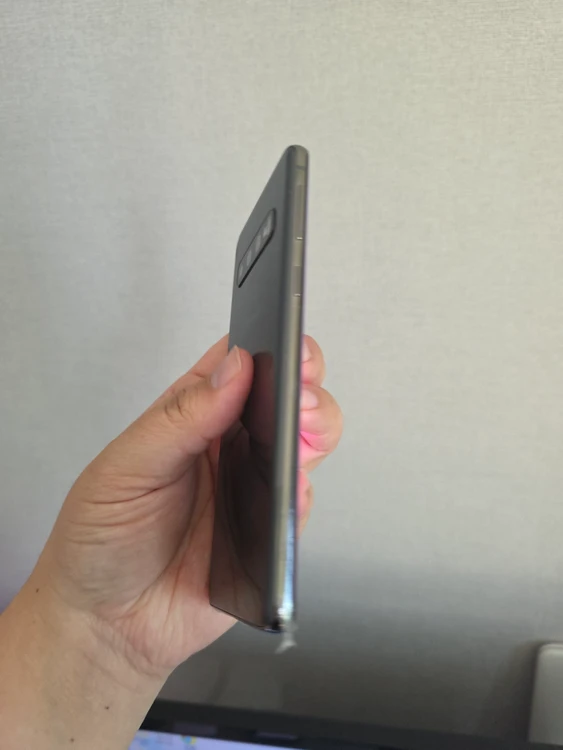 갤럭시 S10 블랙 128기가 자급제 A급 팔아요~ 이미지