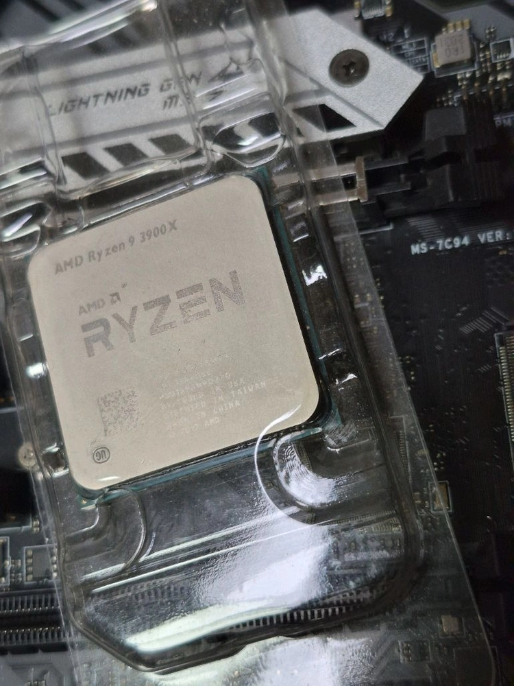 라이젠 CPU 라이젠9 3900X 씨피유 Ryzen AMD + MSI MAG B550M 박격포 WIFI 메인보드 이미지