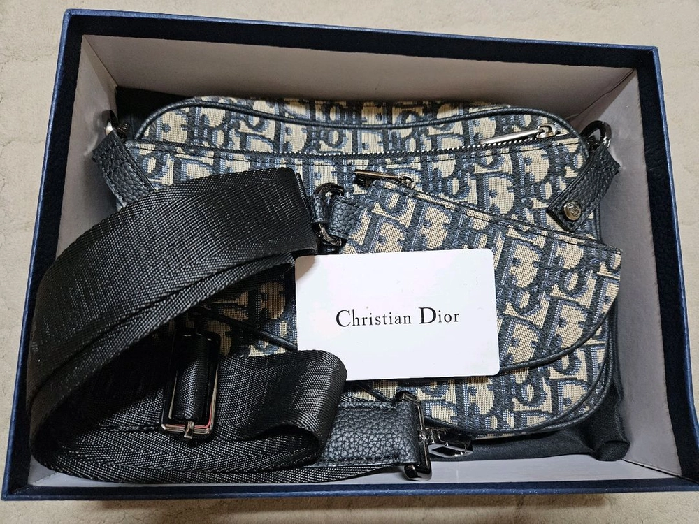 크리스찬디올 Dior 오블리크 크로스백 이미지