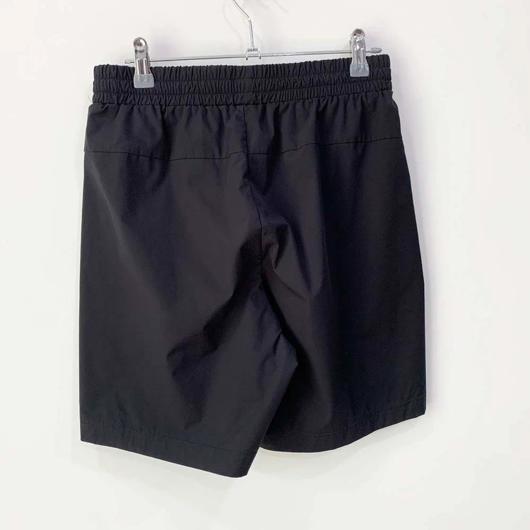 엘레쎄 ellesse 공용 블랙 스포티 그래픽 우븐 4부 팬츠 EK2MAPH519 (85) 이미지