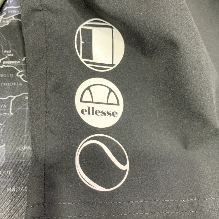 엘레쎄 ellesse 공용 블랙 스포티 그래픽 우븐 4부 팬츠 EK2MAPH519 (85) 이미지