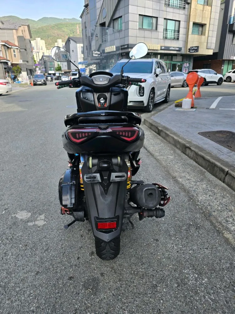 22년 엔맥스 155 ABS 2만9천km 풀드레스업중고오토바이스쿠터울산부산양산김해창원거제진주대구경산구미 이미지