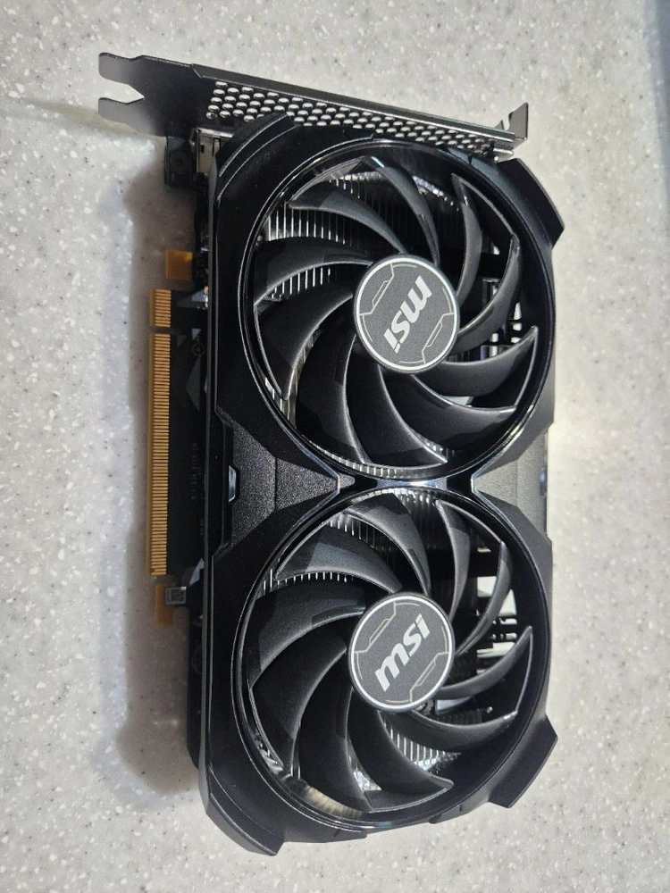 msi rtx 4060 그래픽카드 이미지