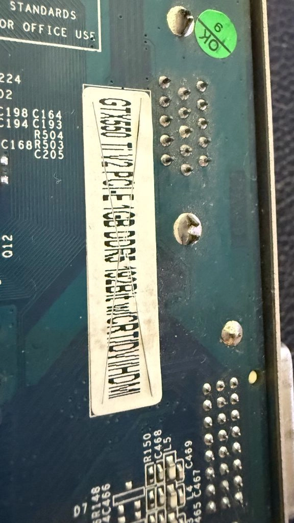 GTX 550TI V2 1GB 그래픽 카드 이미지