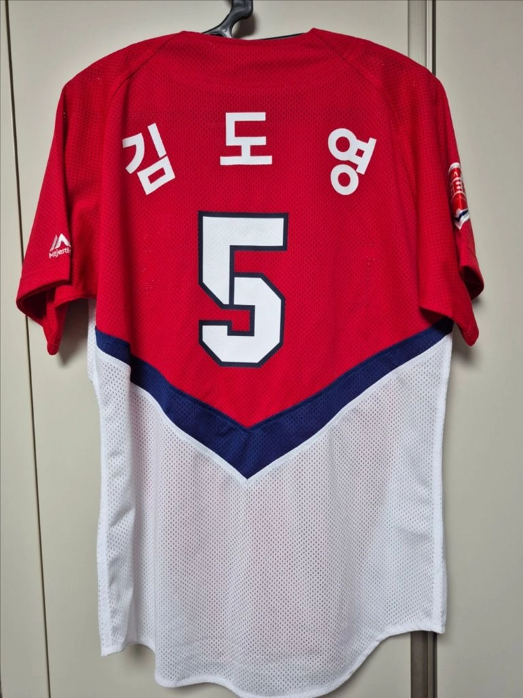 기아타이거즈 유니폼 마제스틱 95사이즈 김도영 마킹 팝니다 이미지