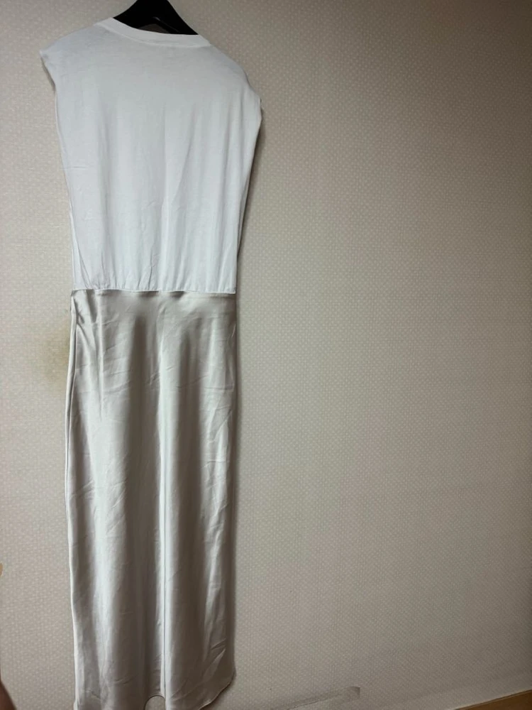 자라 새틴스커트 원피스 이미지
