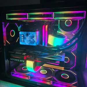 라이젠7 9800X3D RTX5070TI 갤럭시 감성본체 팝니다 이미지