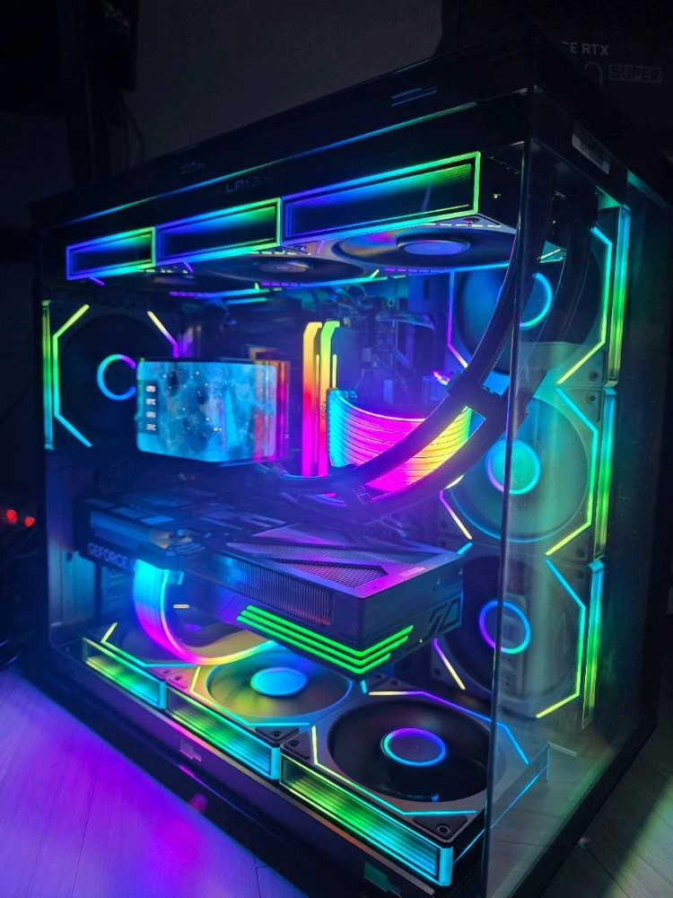 라이젠7 9800X3D RTX5070TI 갤럭시 감성본체 팝니다 이미지
