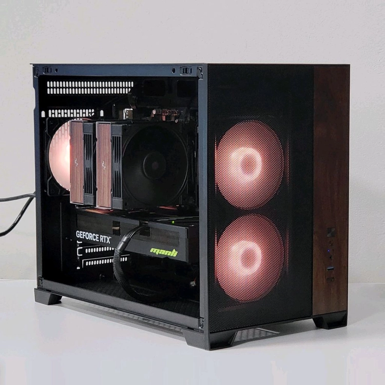 9800X3D 5070Ti 32GB 컴퓨터 본체 게이밍 고사양 아이온2 배그 - 안심되는 중고거래