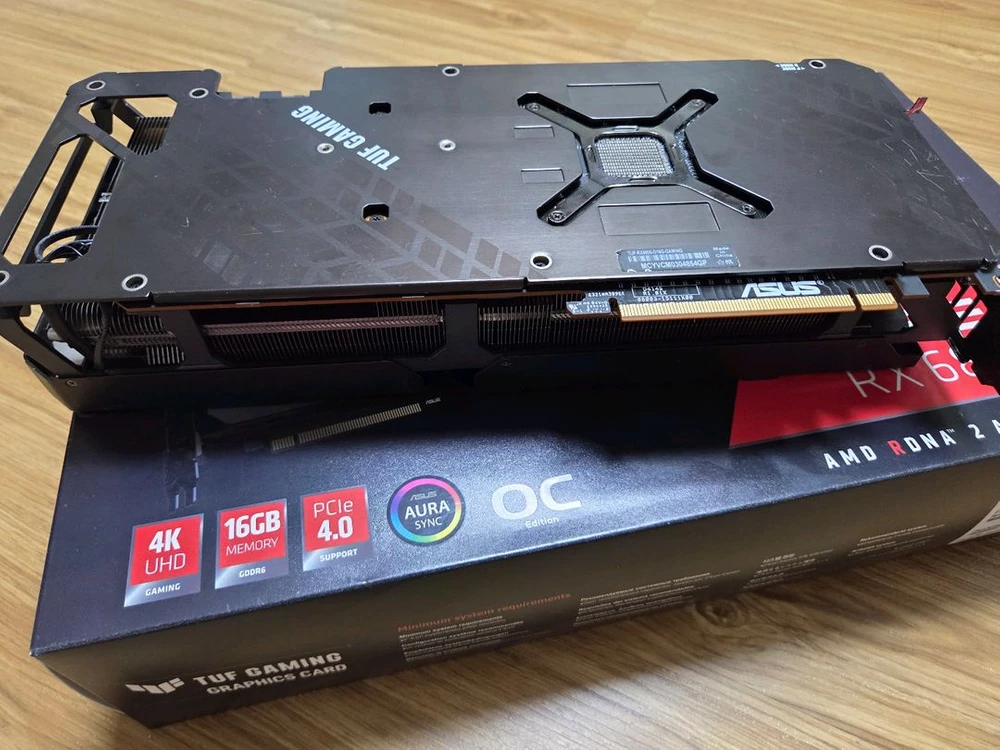 라데온 RX 6800 OC 그래픽카드 이미지