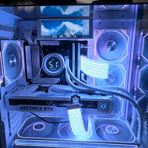 라이젠7 7800X3D rtx5070ti 신품본체 팝니다 이미지