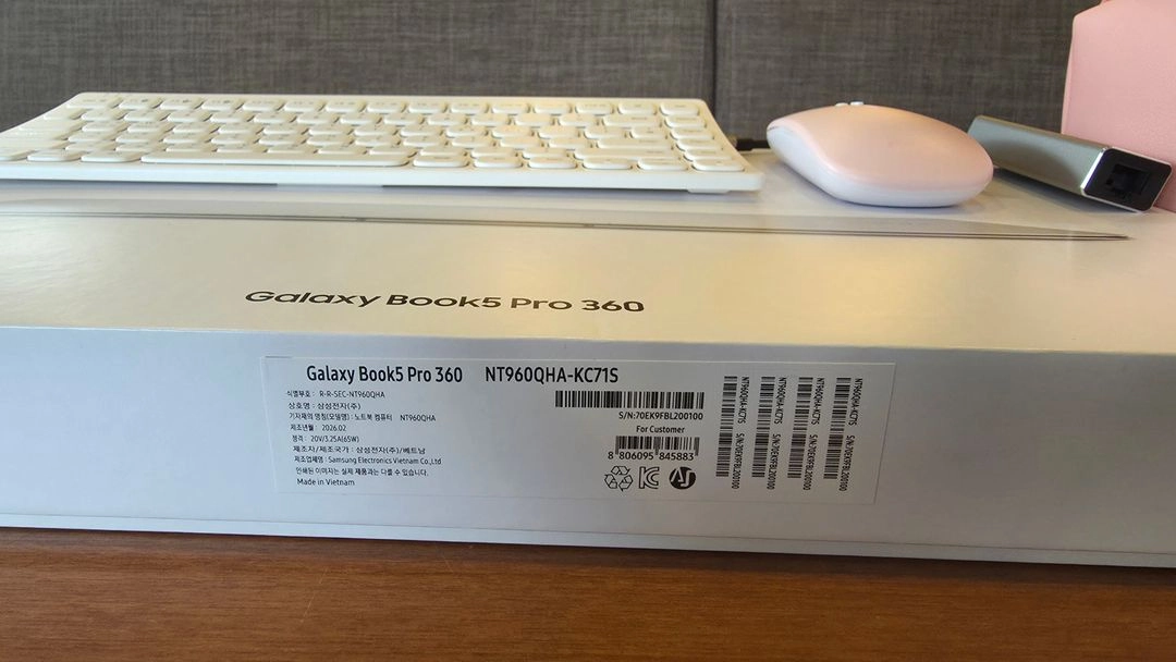 삼성갤럭시북5 프로360 16인치 nt960qha-kc71s 완전 새제품 풀박스 판매합니다. 이미지