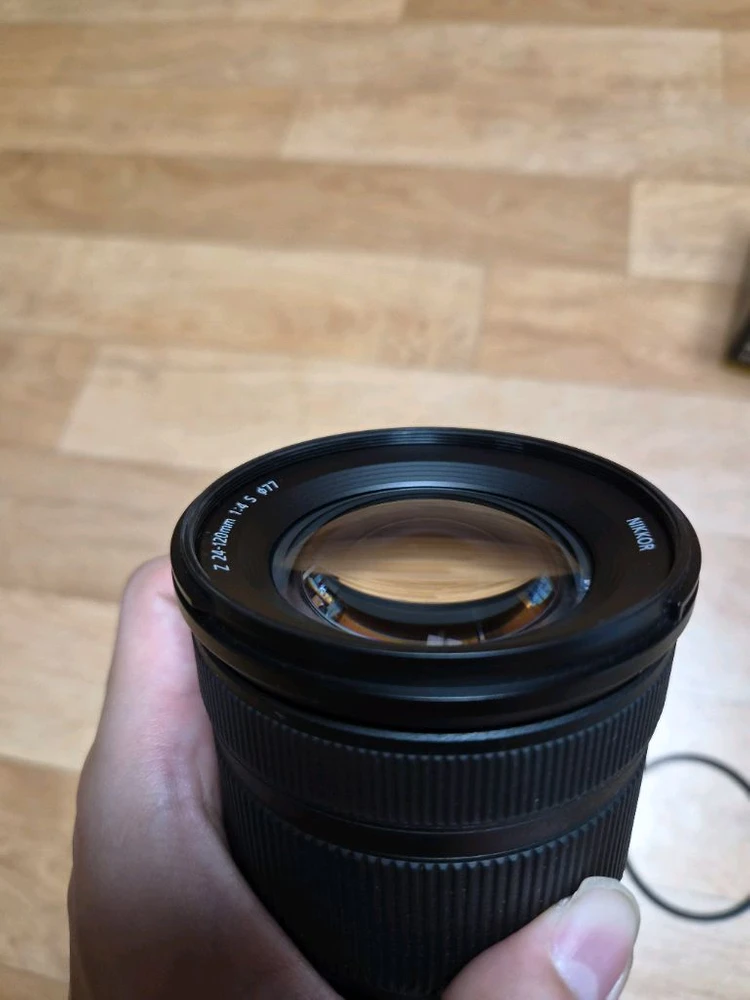 Z마운트 24-120mm f/4 S 렌즈 이미지