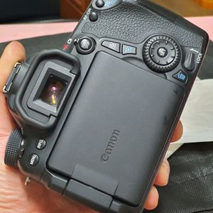 캐논 70D EOS 이미지