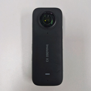 [S급/실사용1개월미만] 인스타360 X3 + 인비저블 셀피스틱 풀세트 판매합니다. 이미지
