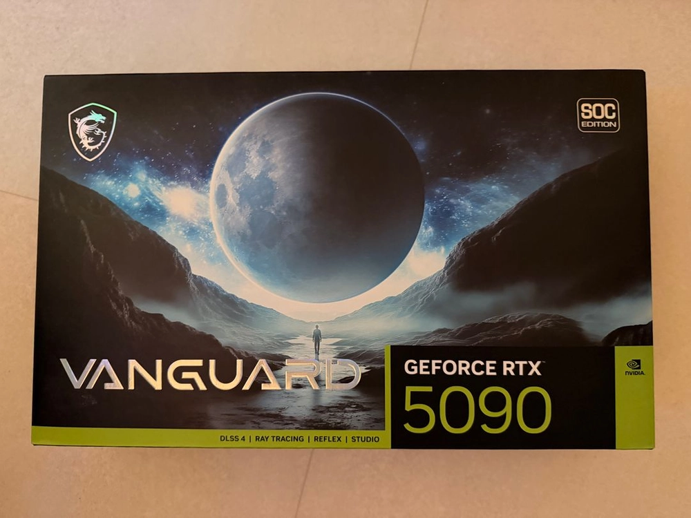 RTX 5090 그래픽카드 이미지