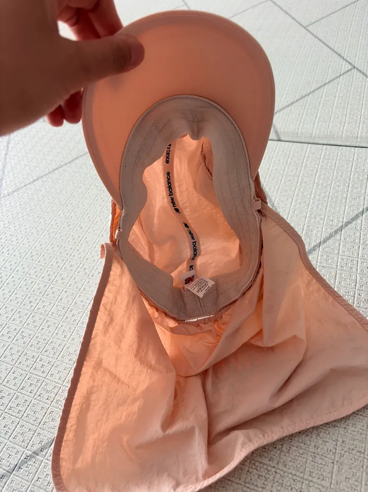 뉴발란스 벙거지 모자 핑크 ,뉴발란스 수영모자연핑크색상 , 이미지