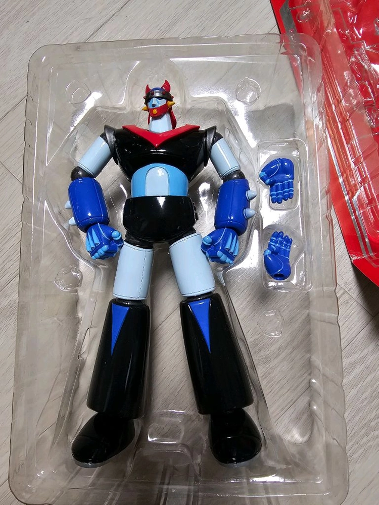 브이센터 태권브이 관절피규어 팝니다. 이미지
