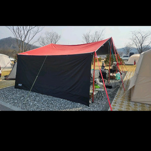 홀리데이 타프 스크린 레드 + 위오 스크린 이미지