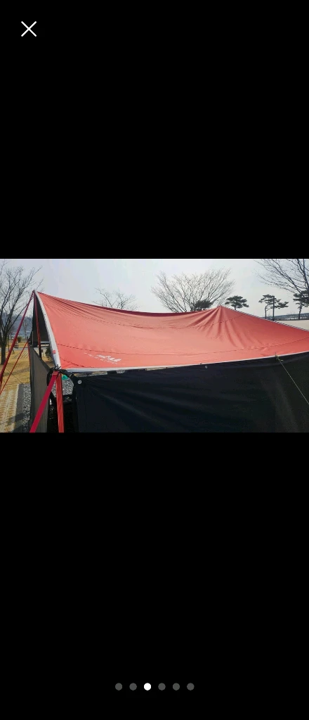 홀리데이 타프 스크린 레드 + 위오 스크린 이미지