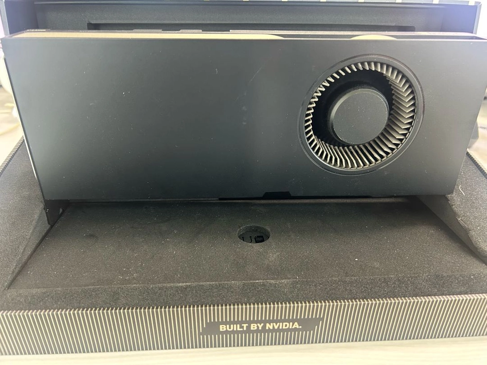 RTX A5000 24GB 이미지