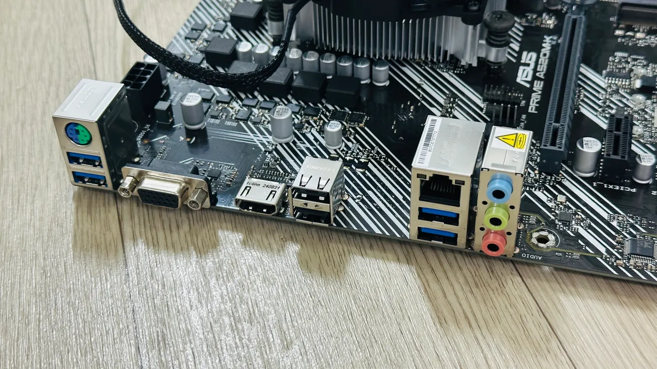 24년 시리얼 라이젠 5600 + ASUS A520M-K + DDR4 32GB 세트 이미지