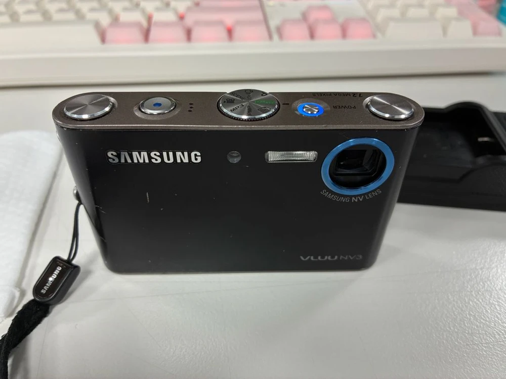 삼성 디카 Vluu NV3 이미지