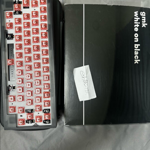 qk60 core pc+gmk wob 커스텀키보드 이미지