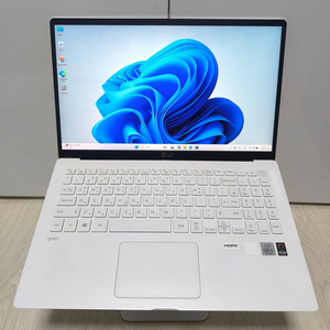 LG 그램 15인치 노트북 i5 10세대 이미지