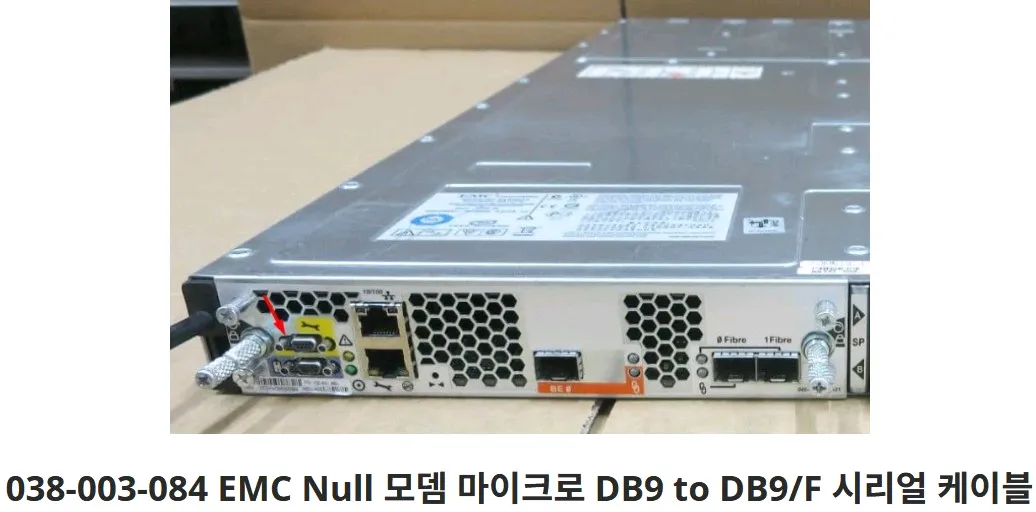 Micro-DB9 to DB9/F 시리얼 케이블 038-003-084 이미지
