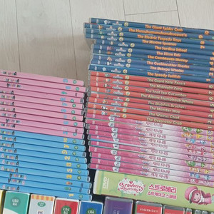 영어교육 DVD 세트(까이유, 워드월드, 밥더빌더,스트로베리,옥토넛,바바파파) 이미지
