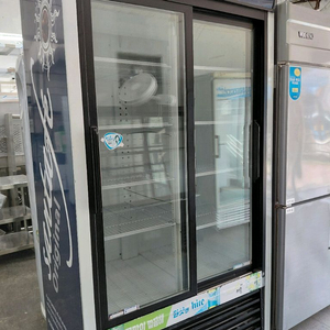 업소용 2도어 쇼케이스 냉장고 이미지