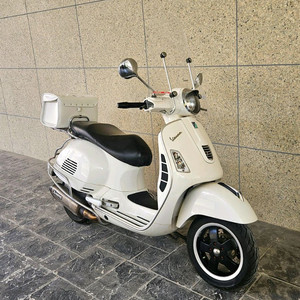 베스파 GTS300 배기튜닝 판매합니다 이미지