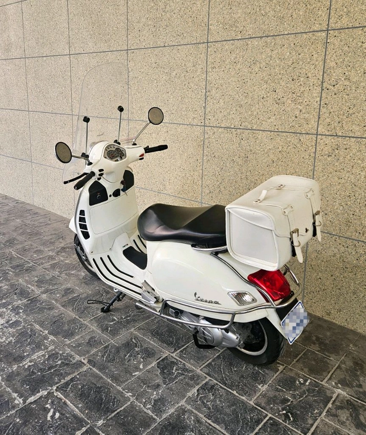 베스파 GTS300 배기튜닝 판매합니다 이미지