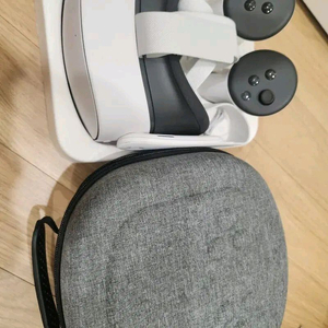 상태 최상 메타퀘스트3s 하드파우치 포함 이미지
