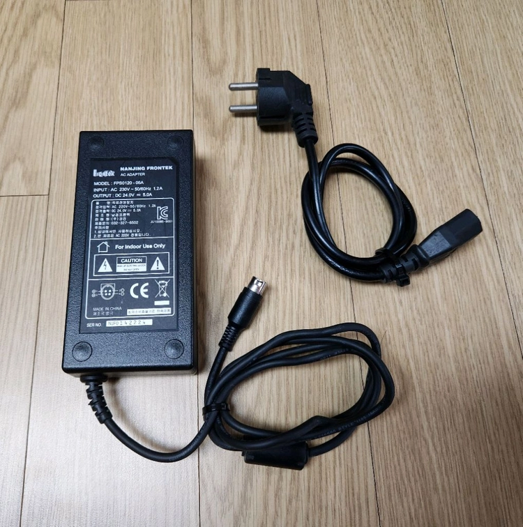 24V 5.0A AC/DC 어댑터(아답터) 아치바 모니터 아답터 이미지