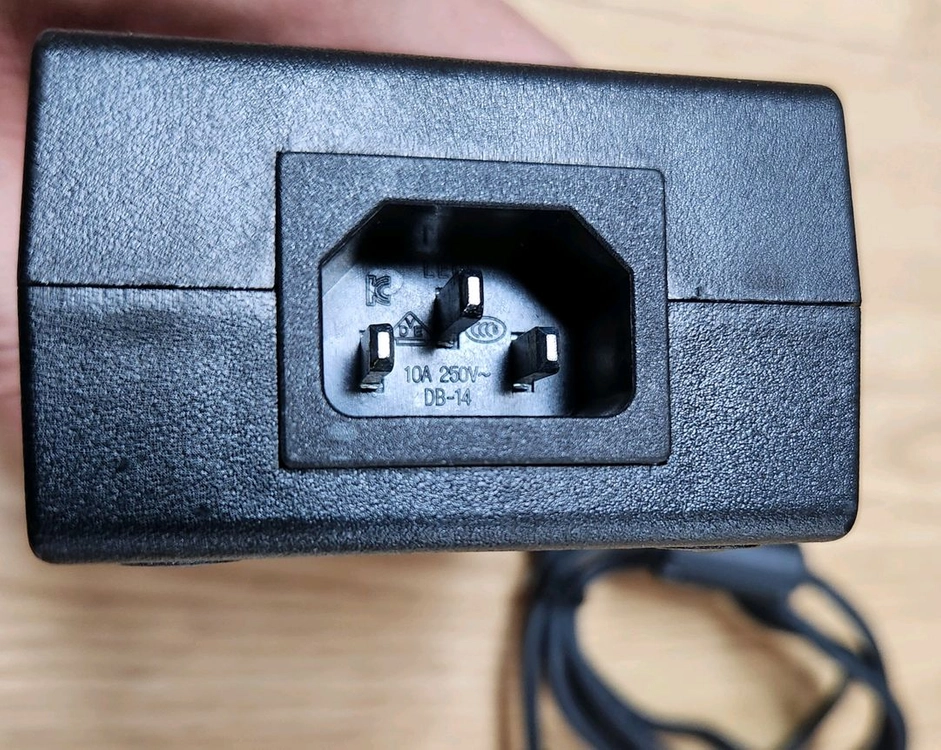 24V 5.0A AC/DC 어댑터(아답터) 아치바 모니터 아답터 이미지