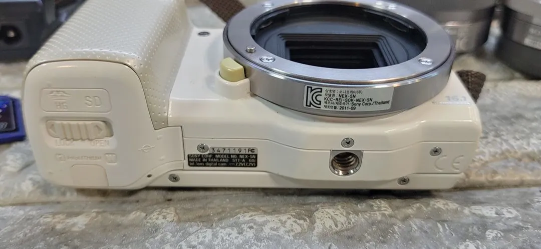 소니 미러리스 카메라 nex-5n 렌즈2개 이미지