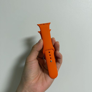 애플워치 에르메스 오랑쥬 실리콘 스트랩(40,41,42mm 호환) 판매합니다 이미지