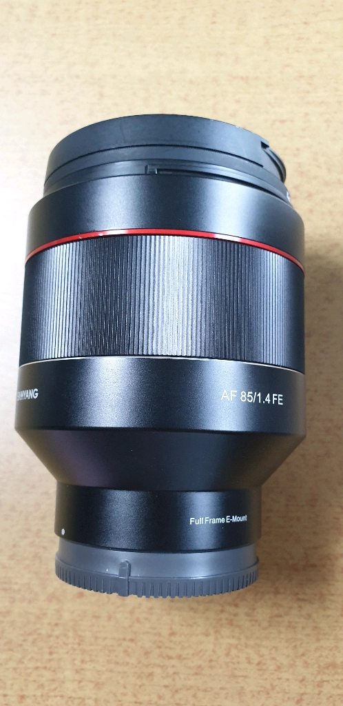 삼양 85mm f1.4 fe 소니 e마운트 이미지