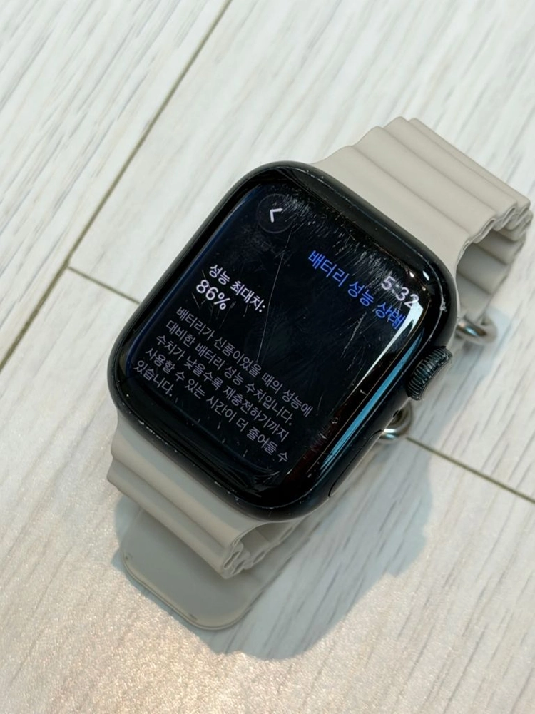 애플워치 시리즈8 41mm 이미지
