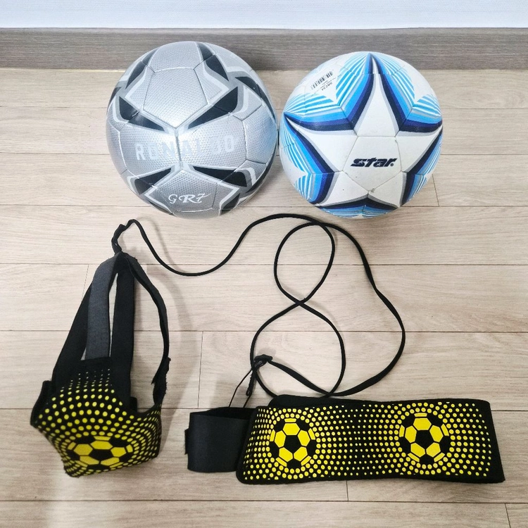 축구용품 일괄 (접이식골대, 축구공, 골키퍼장갑 등) 이미지