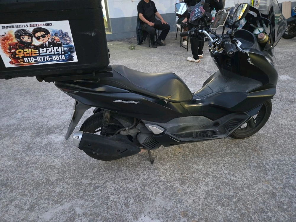 pcx125 이미지