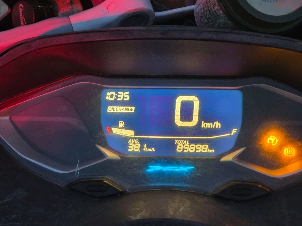 pcx125 이미지