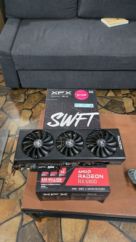 xfx rx6800 판매합니다 이미지