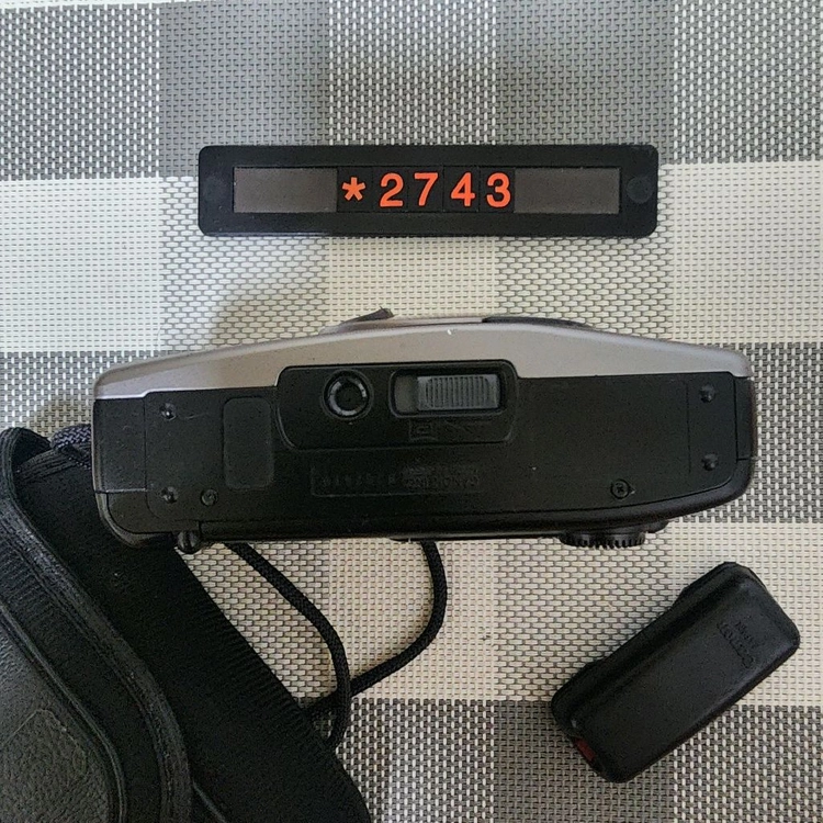 캐논 오토보이 루나 28 파노라마 필름카메라 리모컨 파우치포함 이미지