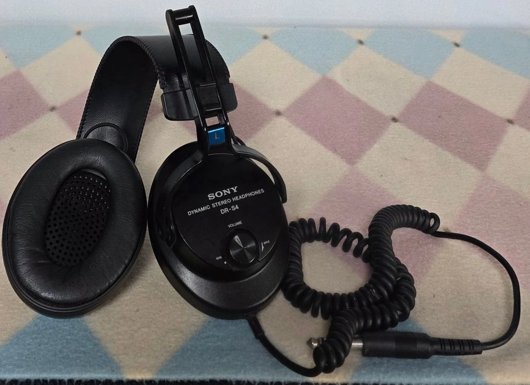빈티지 SONY DR-S4 헤드폰 이미지