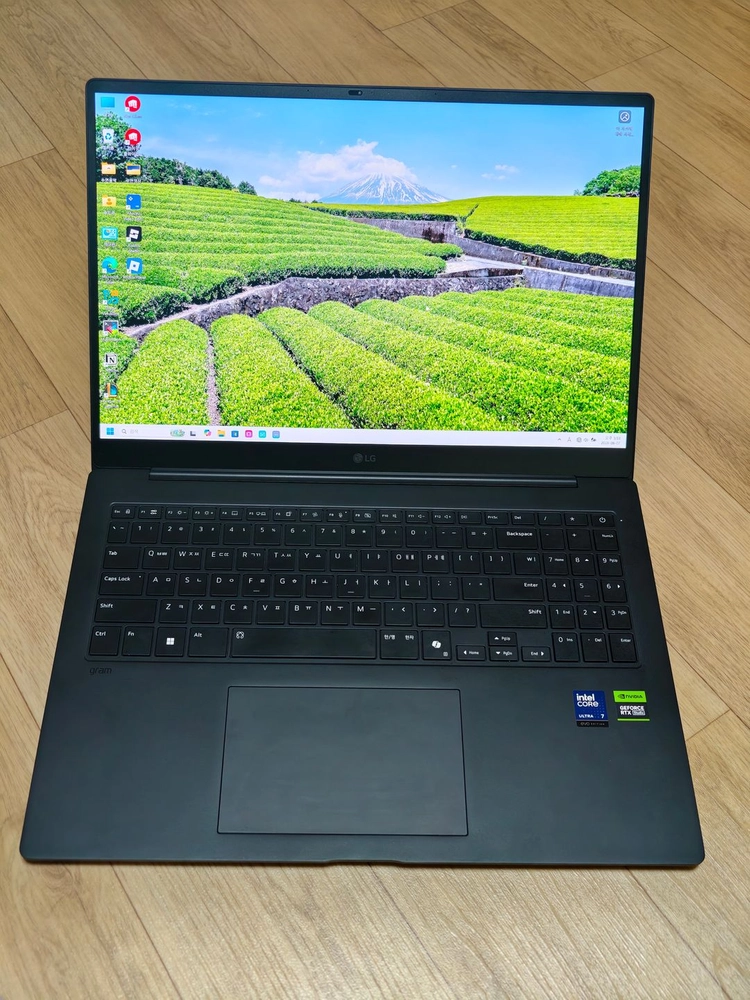 LG 그램 프로 16 울트라7 16Z90TR 이미지