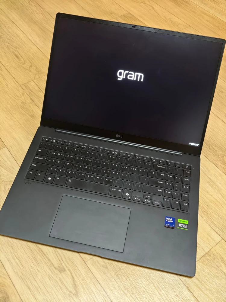 LG 그램 프로 16 울트라7 16Z90TR 이미지